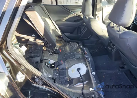 2022 Subaru Outback Wilderness z USA, uszkodzony, nr VIN 4S4BTGSD1N3263592